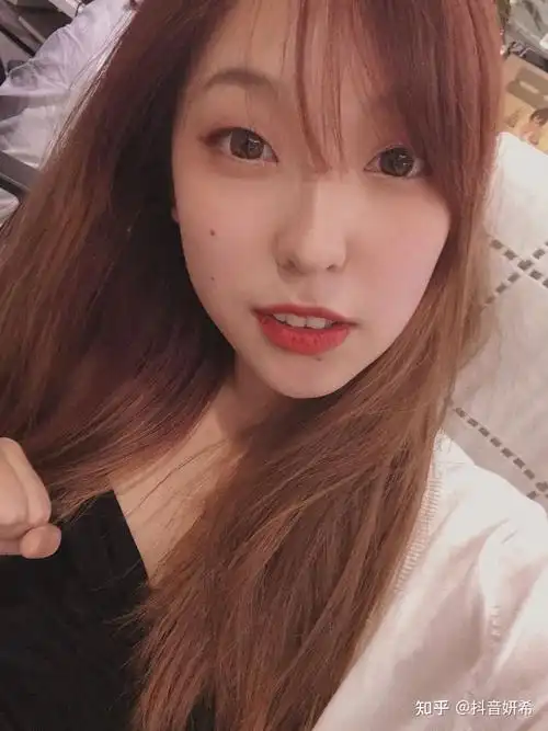 想问问大家如何看待母哥【老番茄女朋友】? - 知乎