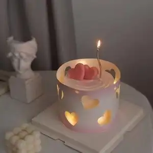 七夕情人节蛋糕装饰粉色紫色爱心镂空围边生日蜡烛情侣浪漫摆件