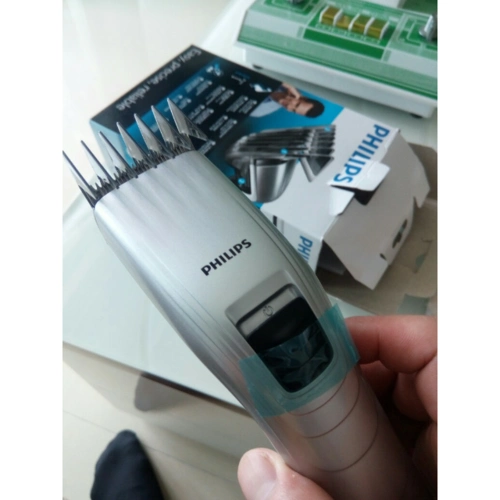 > 飞利浦理发器qc5130 成人儿童充电电推剪 电动剃头刀家用电推子商品