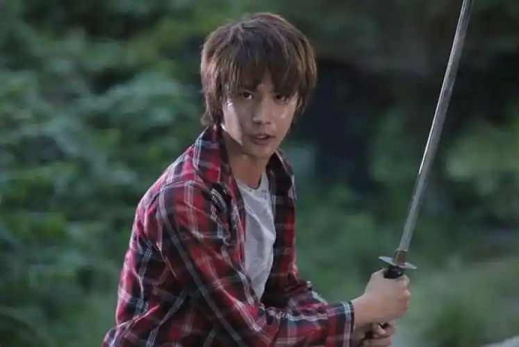 剧集 日本电视剧 剧情介绍(彼岸岛 第一季 2013(白石隼也 铃木亮平))