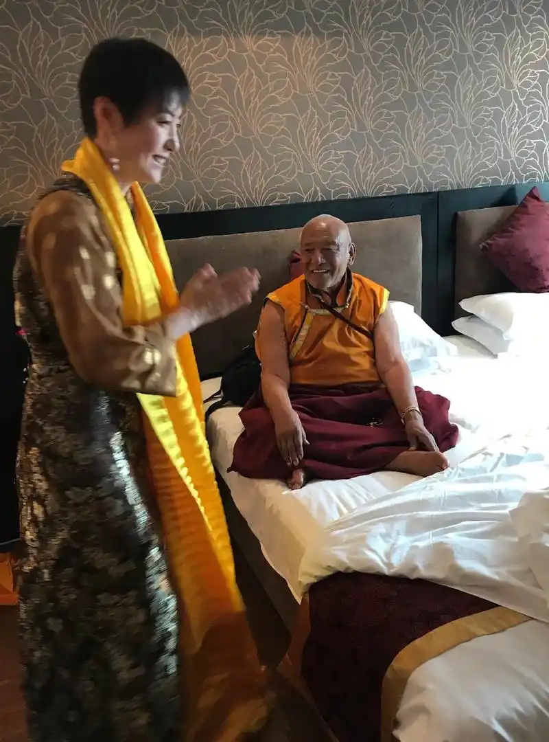 转我师父江泽师05很痛心我们的大恩上师莫扎法王,法王仁波切示 - 抖