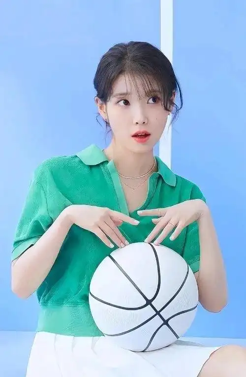 iu李知恩高清壁纸!