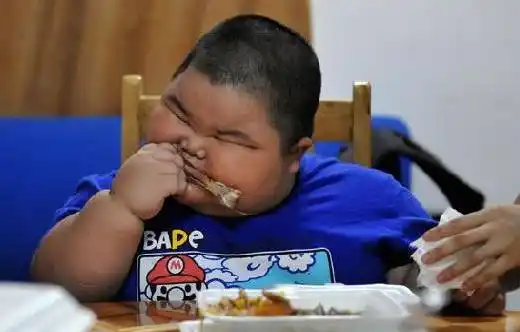 儿童肥胖会带来六大隐患