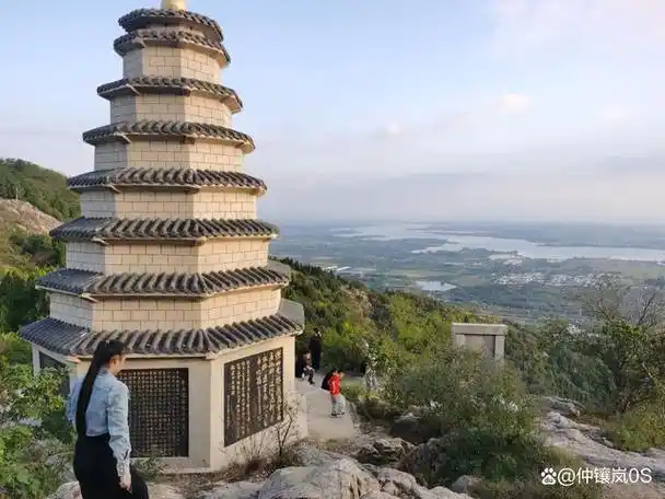 涂山风景区位于安徽省蚌埠市禹会区境内,境内涂山,雄踞淮河东南岸的