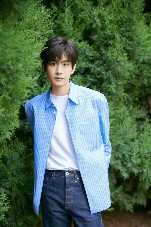 成毅时尚造型集:阳光帅气,气质男神