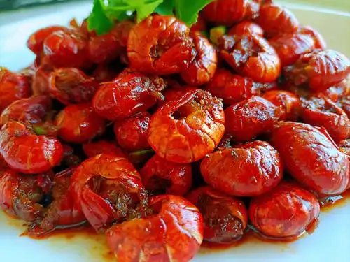 虾路相逢——麻辣龙虾尾,生活多滋味