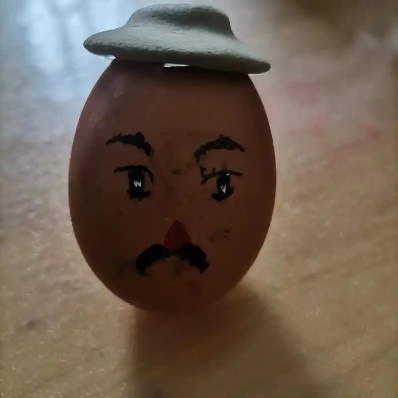 小朋友的不倒翁手工作业  - 抖音