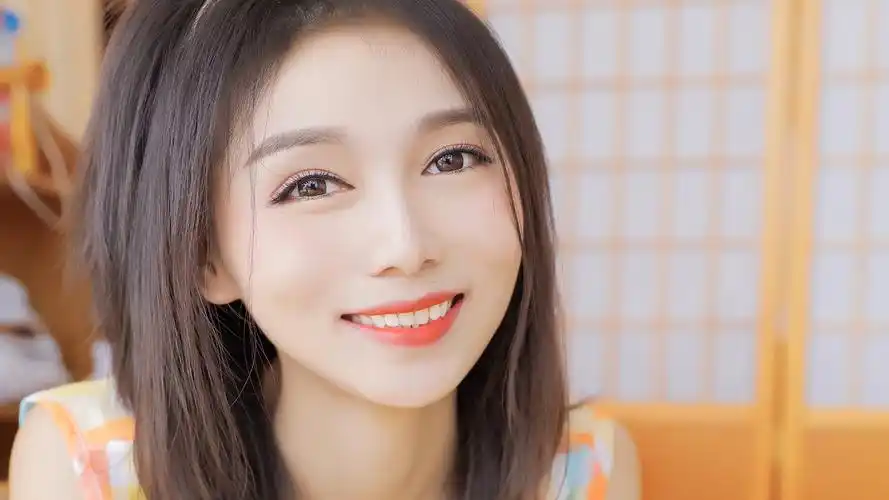 长发性感美女卧室写真图片壁纸高清大图预览1920x1080_美女壁纸下载