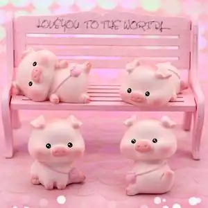 创意可爱迷你萌宠小猪公仔玩偶汽车中控台摆件家居办公桌树脂饰品