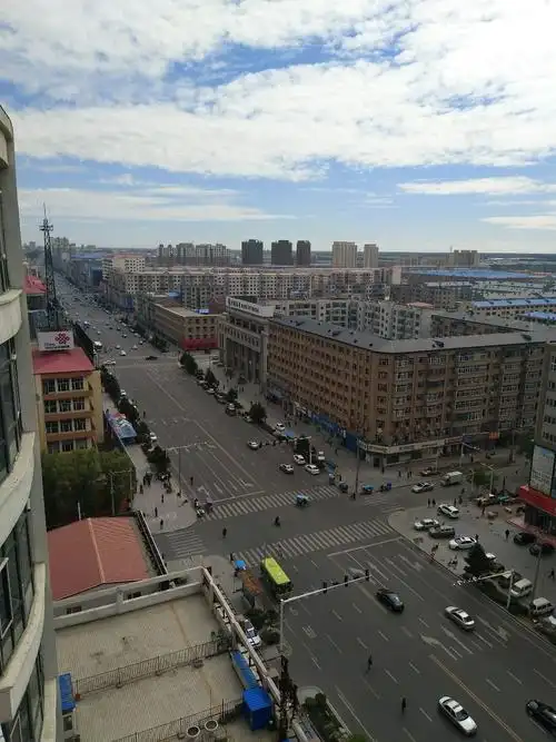 黑龙江省绥化市安达市铁西街道拓荒牛路