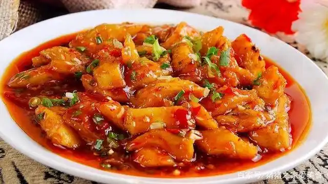 鱼香茄子的家常做法步骤详细简单易学酸甜微辣入味又下饭