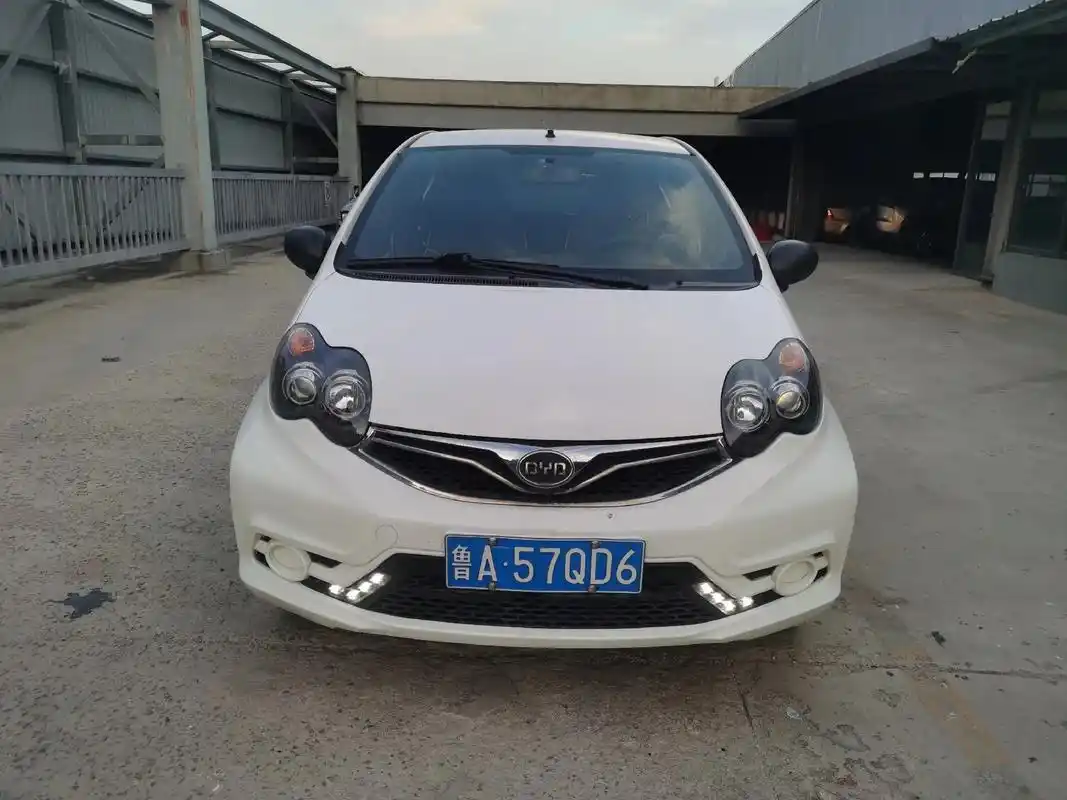 2万多自动挡小车,高配带转速表,无钥 - 抖音