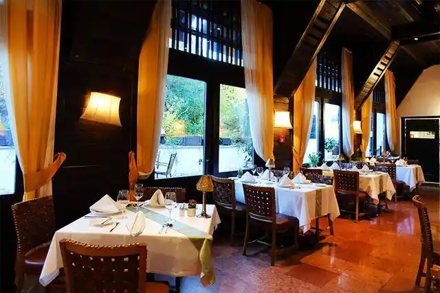 为何红遍全球的"米其林餐厅",偏偏到中国遇冷?吐槽得很真实!