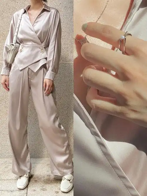 早秋穿搭高级感的欧美博主look香槟色套装