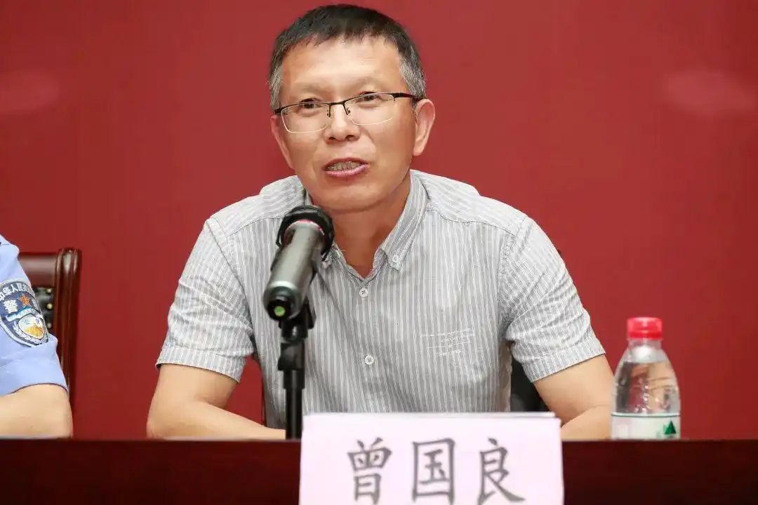 岱山成立东海渔嫂"禁毒员","反诈员"联盟!