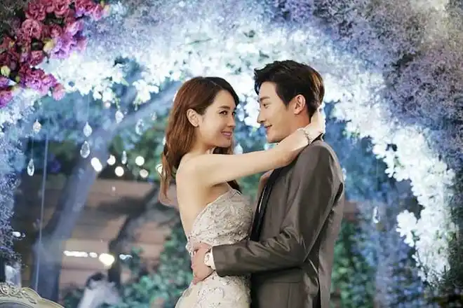 周觅《最佳情侣》"结婚照"曝光 演技全上线_网易娱乐