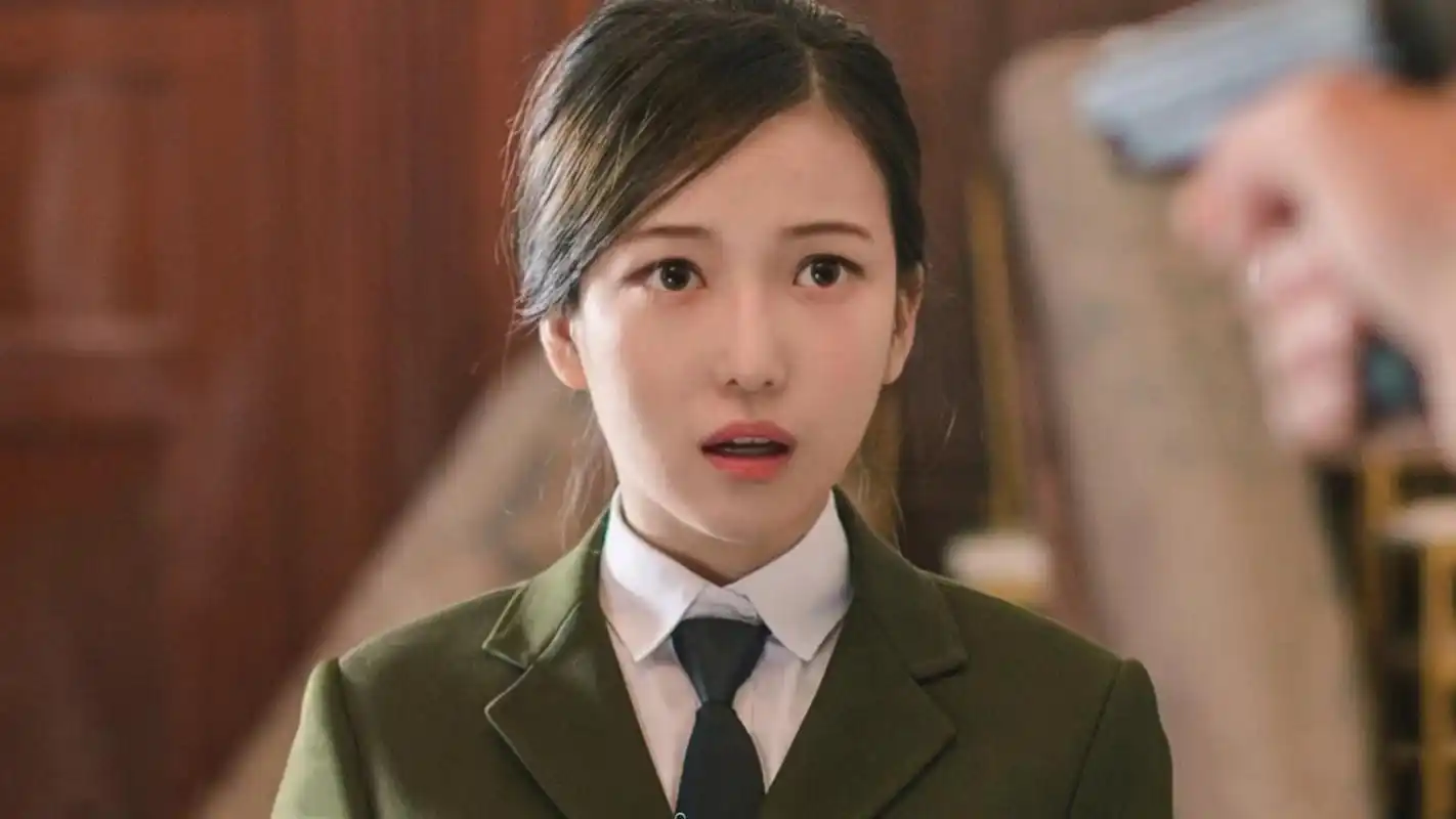 《隐形守护者》顾君如桌面壁纸