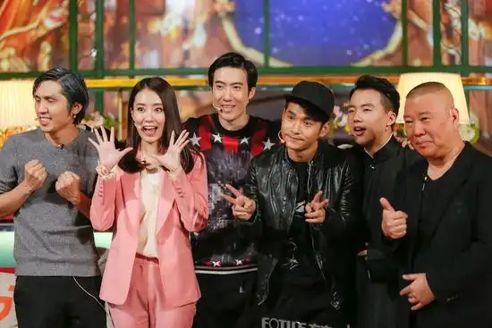 欢乐喜剧人第三季第二期排名揭晓 张小斐垫底淘汰内幕遭质疑