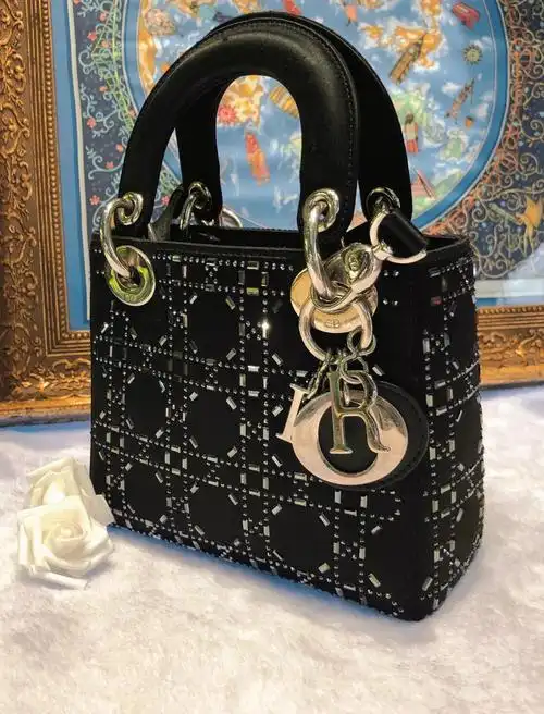 7新dior迪奥 限量黑银三格 水钻缎面戴妃包blingbling惹人爱