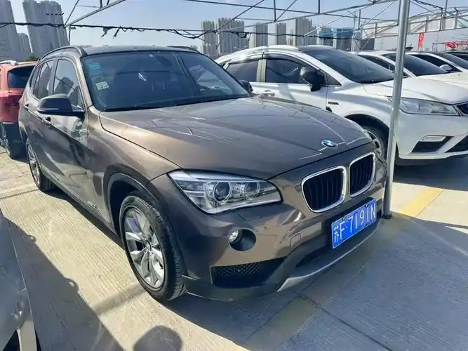 14年宝马x1 美女一手车 4.8万公里 精品车 #二手车搬 - 抖音