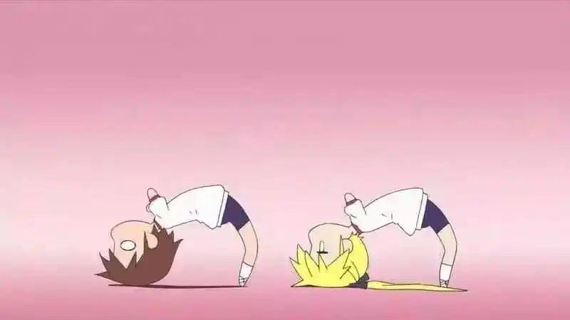 岛国「请假」新套路!一边下腰一边打电话