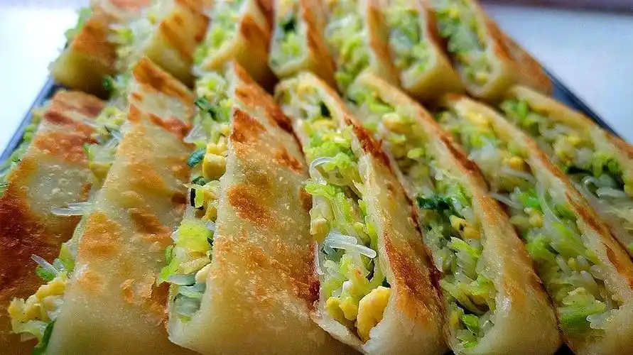 入秋后要多吃包菜,教你个新吃法,不炒不炖不凉拌,出锅拿肉不换