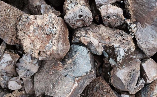 烧结焊剂所需的锰矿石