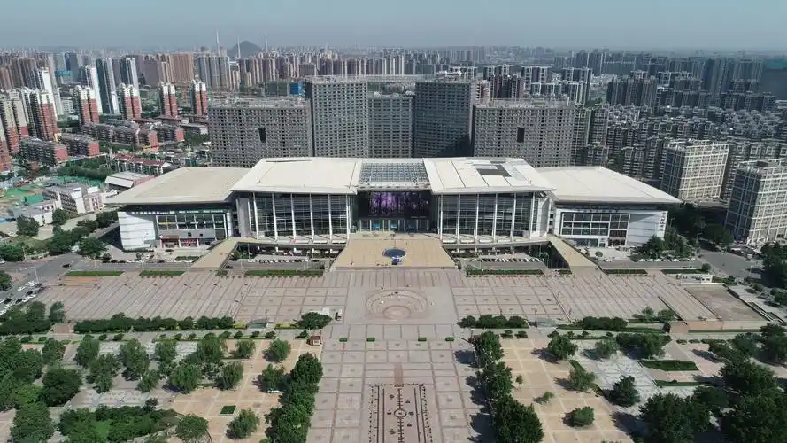 航拍济南市高新区会展中心