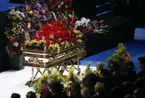 科比追悼会场地基本确定!因遗体难以示人,重要环节恐取消