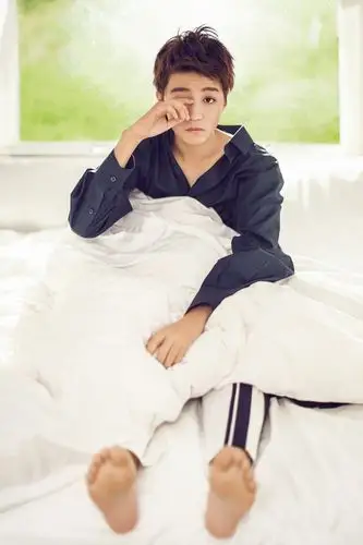 王俊凯时尚芭莎&n-xur--wscoundrel