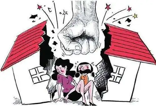 因为醉酒他犯下了这样的罪行,妻子整日以泪洗面,家庭破碎!