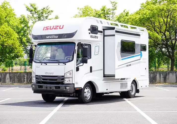 新星五十铃700p双拓展新款房车上架