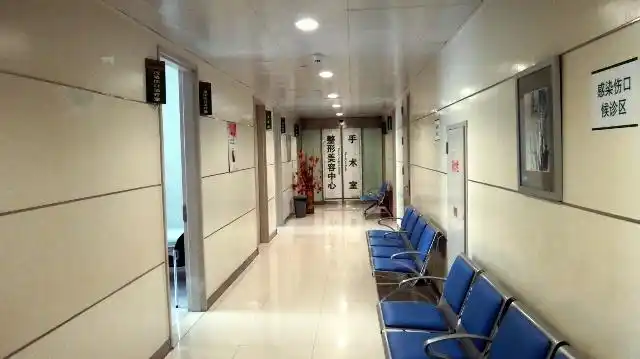 参观南京军区南京总医院