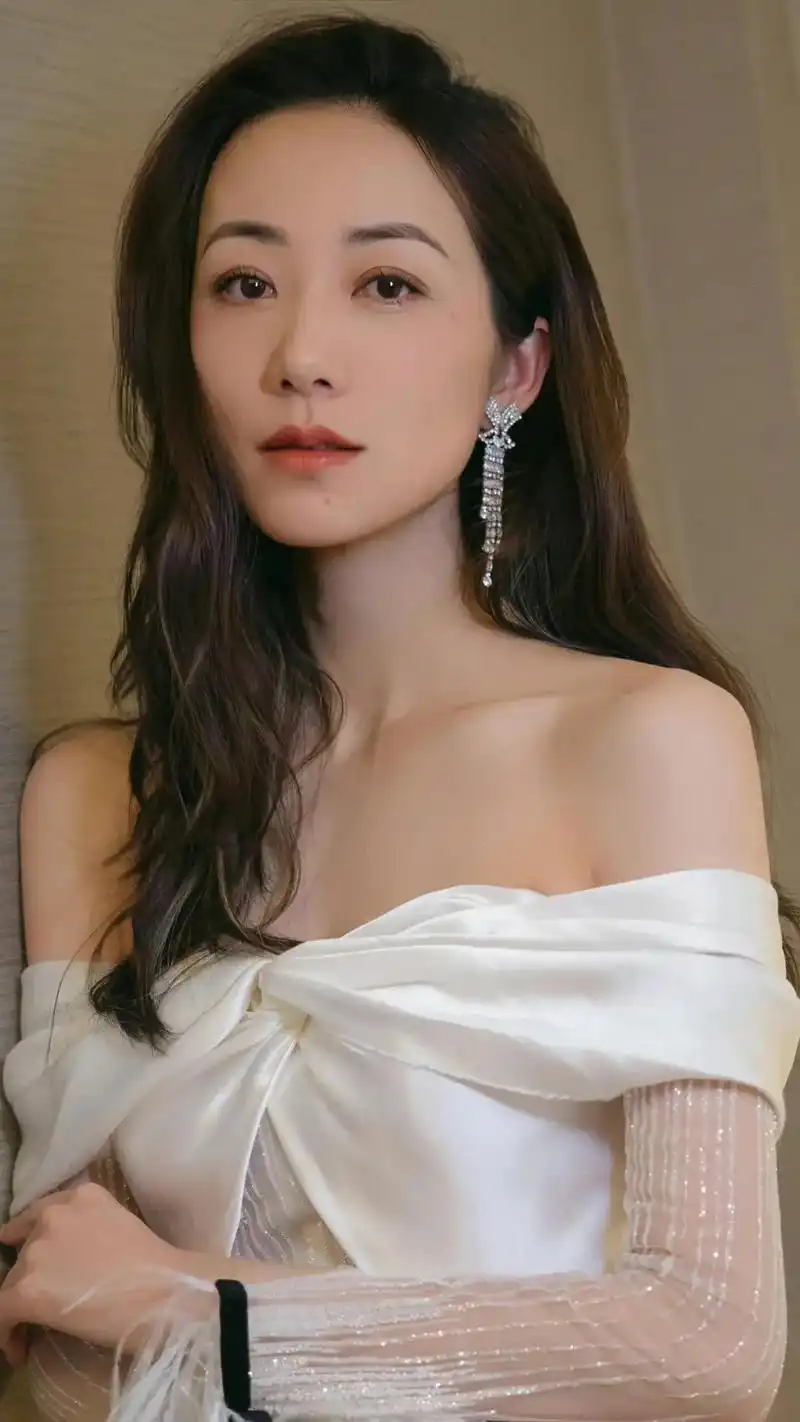 韩雪时尚穿搭,惊艳了时光#气质女神 - 抖音