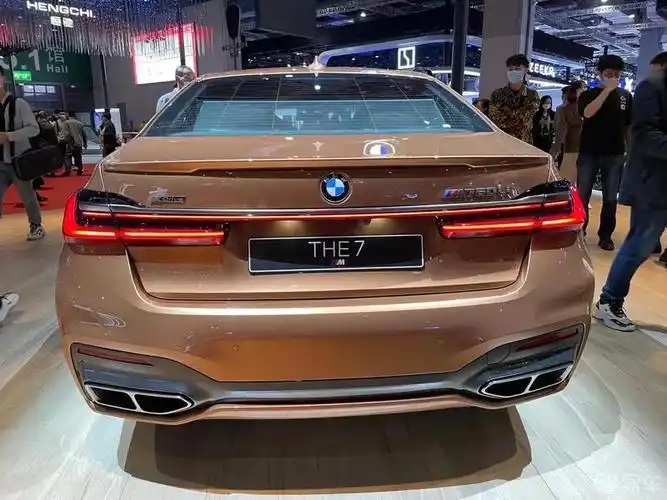 2021易起逛车展-上海#这辆宝马旗舰车型——m760li xdrive,其将