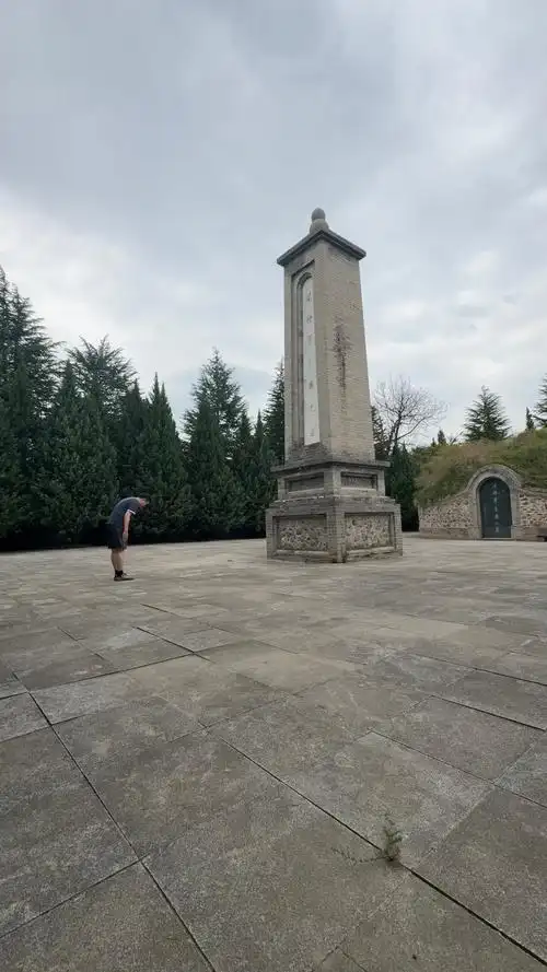 很多历史爱好者都给喜欢的历史人物写过"小作文",我也写过,但不是小