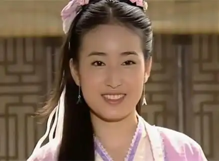 还记得"最美杨不悔"鲍逸琳吗?当年她惊艳荧屏,如今却退居幕后