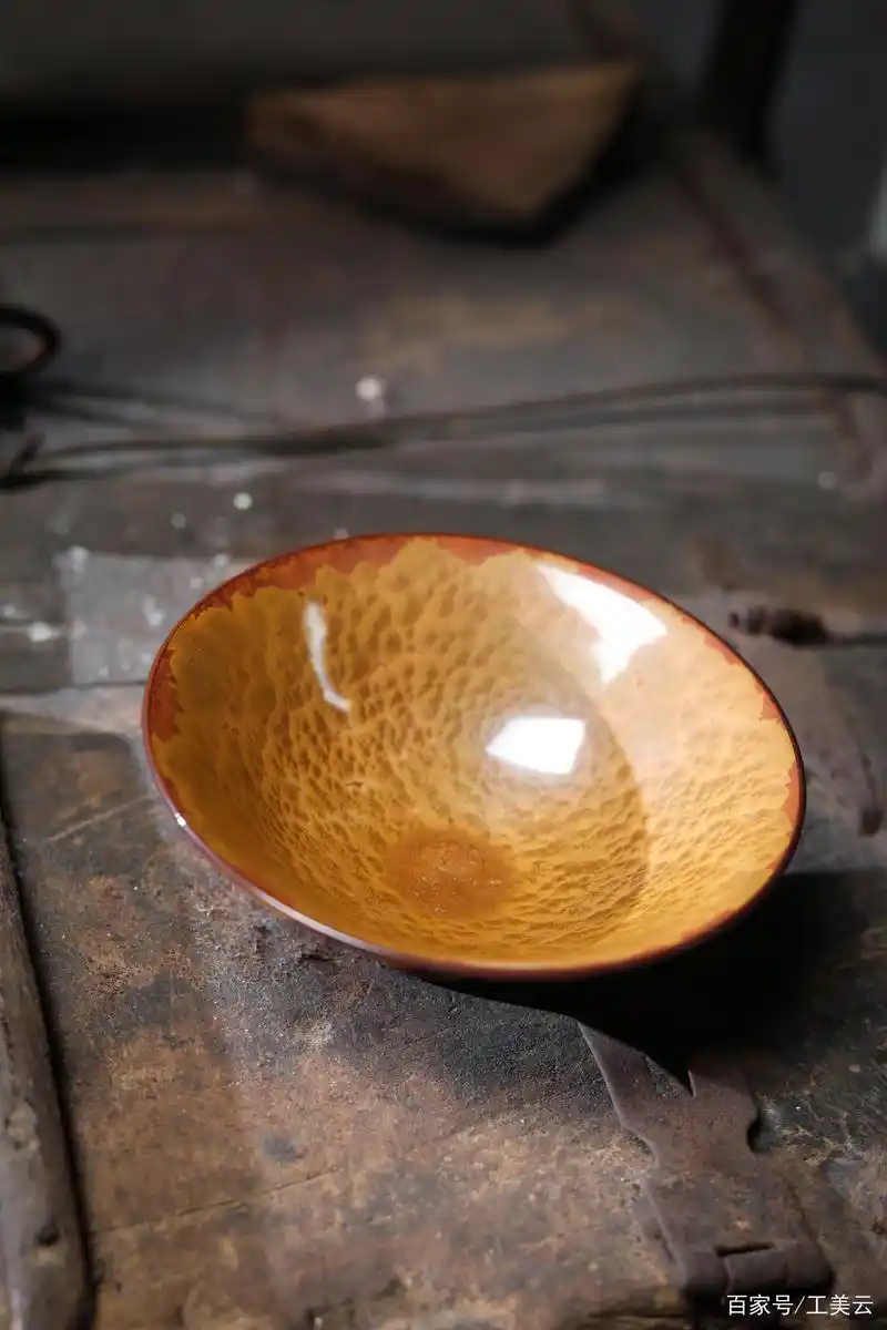 青瓷魅力之—《结晶釉斗笠杯》龙泉青瓷