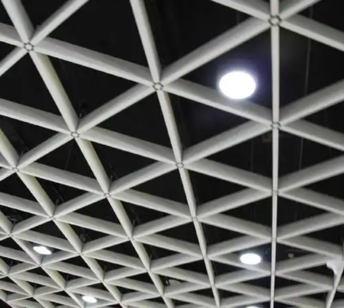 三角形格栅吊顶