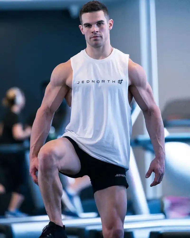 加拿大男模特私人教练爱健身的帅哥cory myles