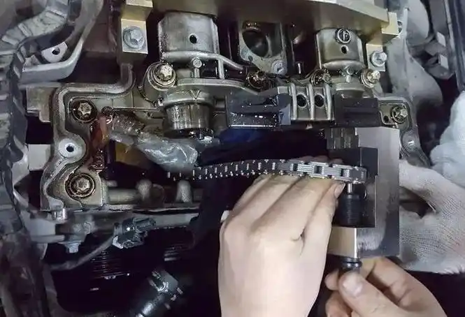 奔驰271通病发动机凸轮轴正时故障维修图解