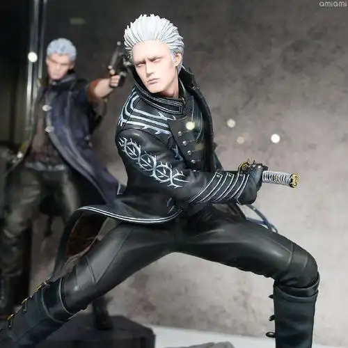 《鬼泣5》维吉尔手办初展太滑稽 双目失明仍有战意?