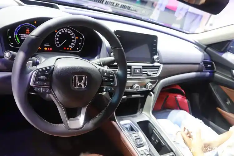 本田inspire内饰