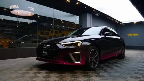 奥迪a4l 施工改色——黑红渐变色