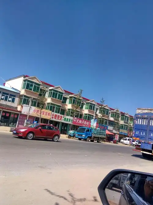 辽宁省丹东市东港市弘马大街靠近马家店客运站天气预报