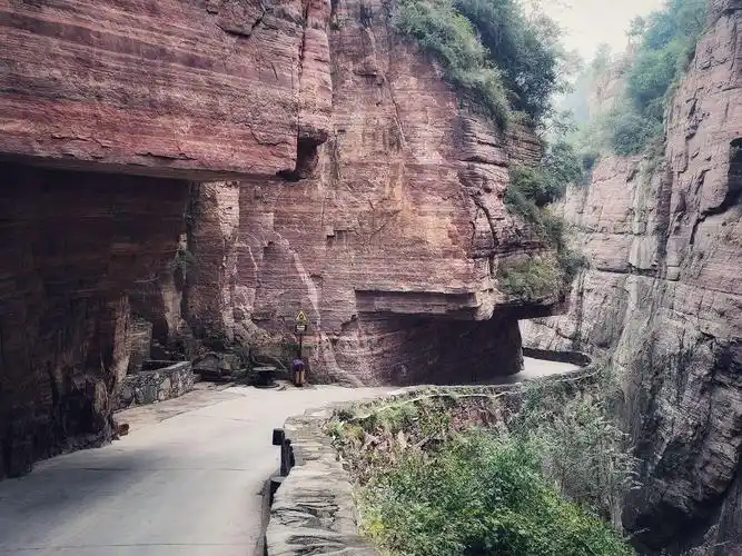 河南辉县郭亮村挂壁公路风景