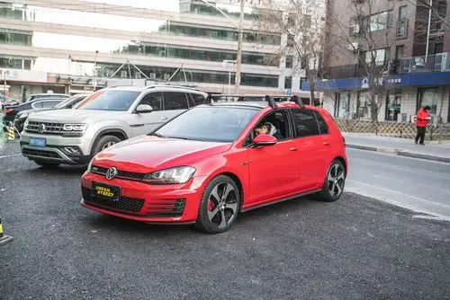 superstreet改装日记-大众高尔夫7gti刷写apr 1阶行车电脑程序