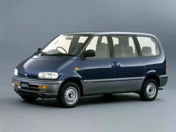 90年代国内豪华面包车的代表尼桑万利特巴宁