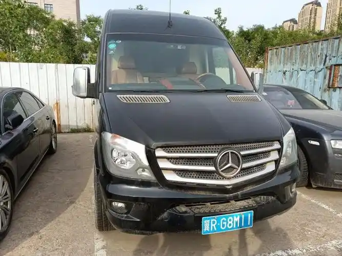 冀rg8m11号金冠圣路牌小型汽车一辆网络拍卖公告