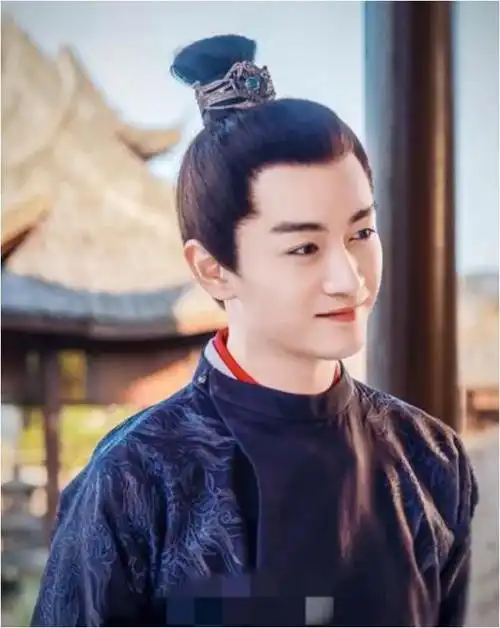 颜值巅峰对决!朱一龙vs陈晓,谁才是你的菜?